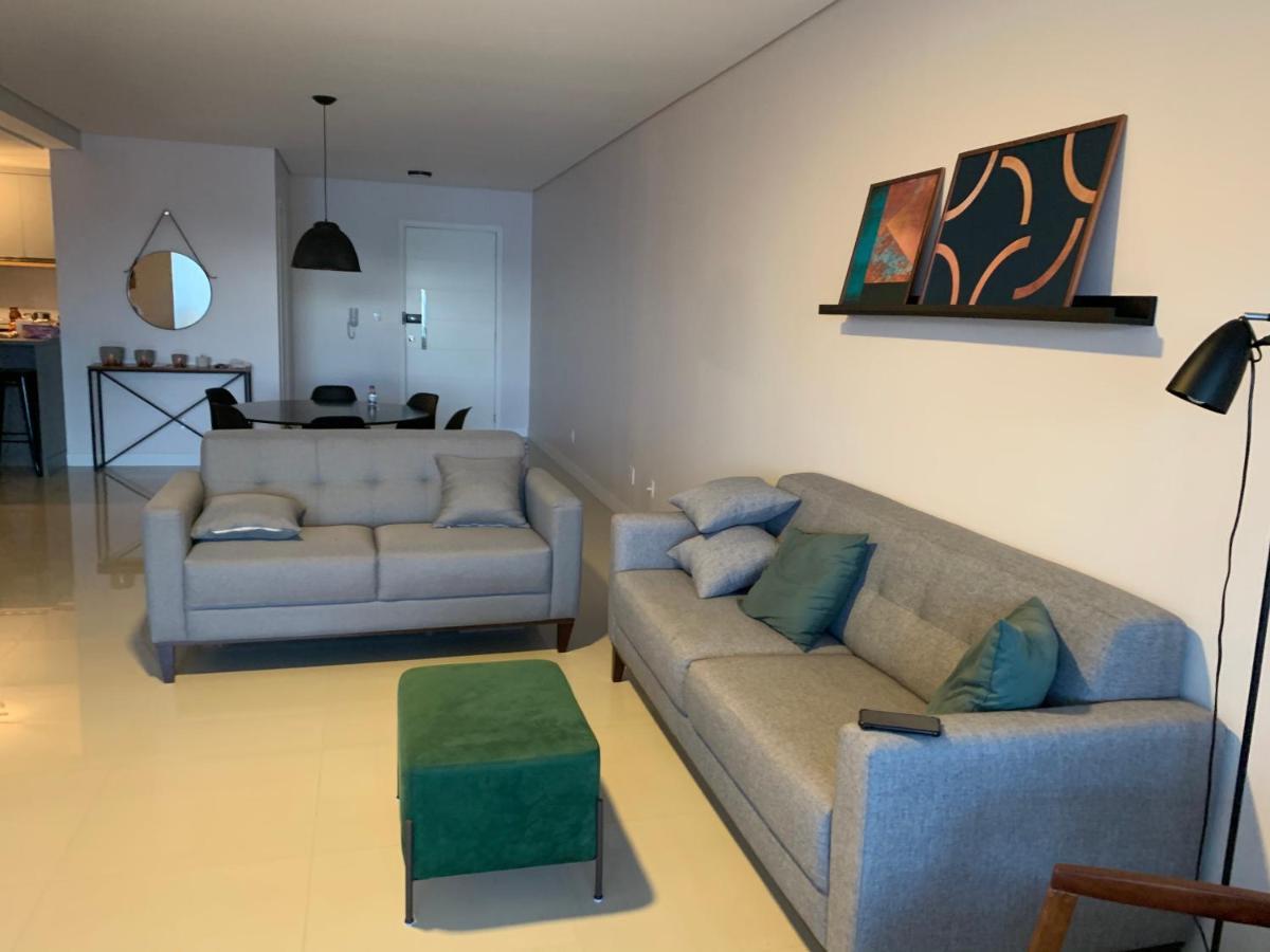 Maravilhoso Apartamento Beira-Mar Praia Da Cachoeira ฟลอเรียนอโปลิส ภายนอก รูปภาพ